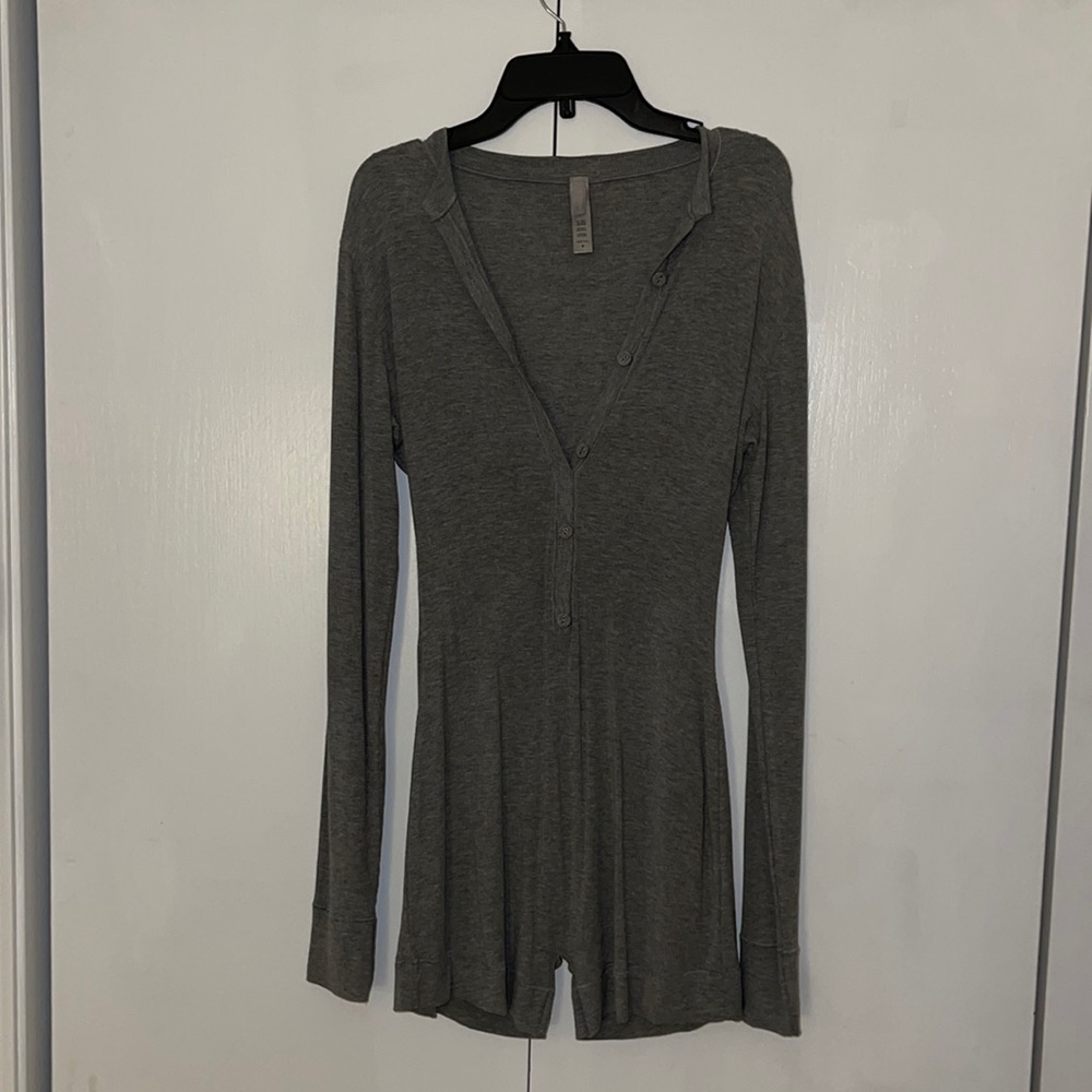 SKIMS pajama set